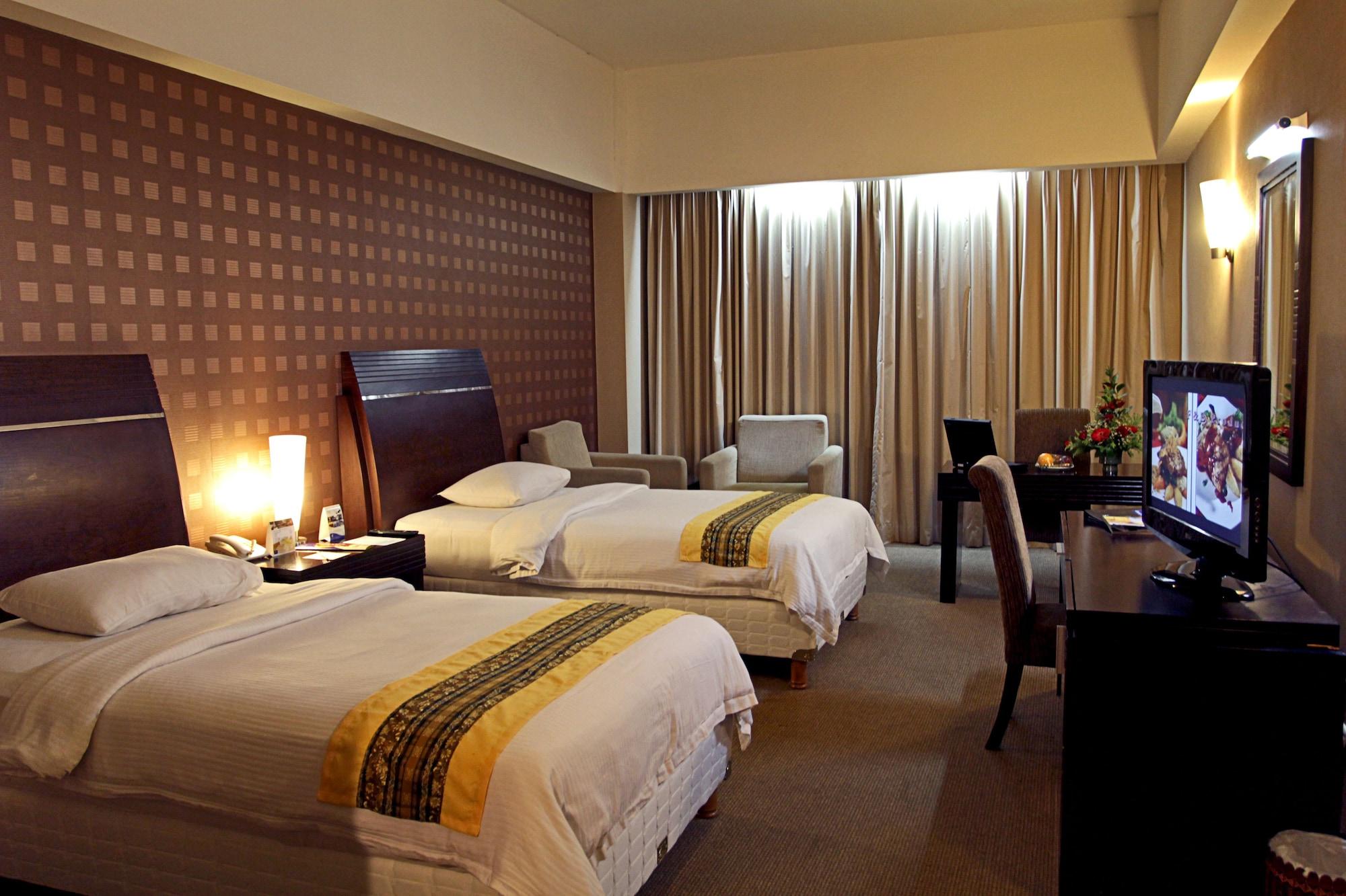 Grand Elite Hotel Pekanbaru Extérieur photo