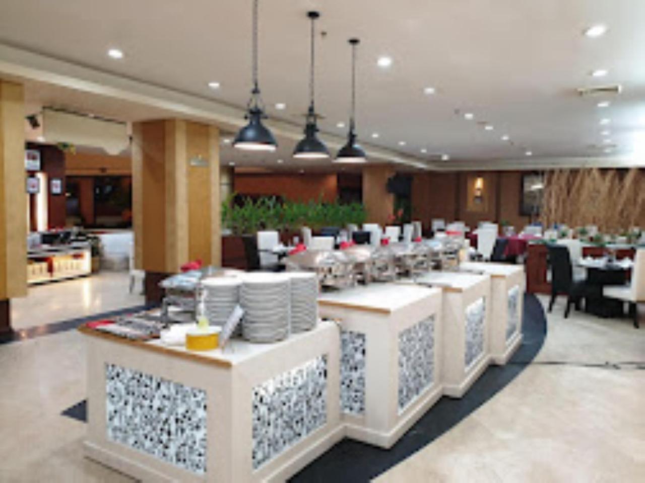Grand Elite Hotel Pekanbaru Extérieur photo