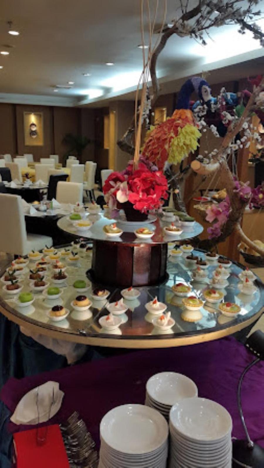 Grand Elite Hotel Pekanbaru Extérieur photo