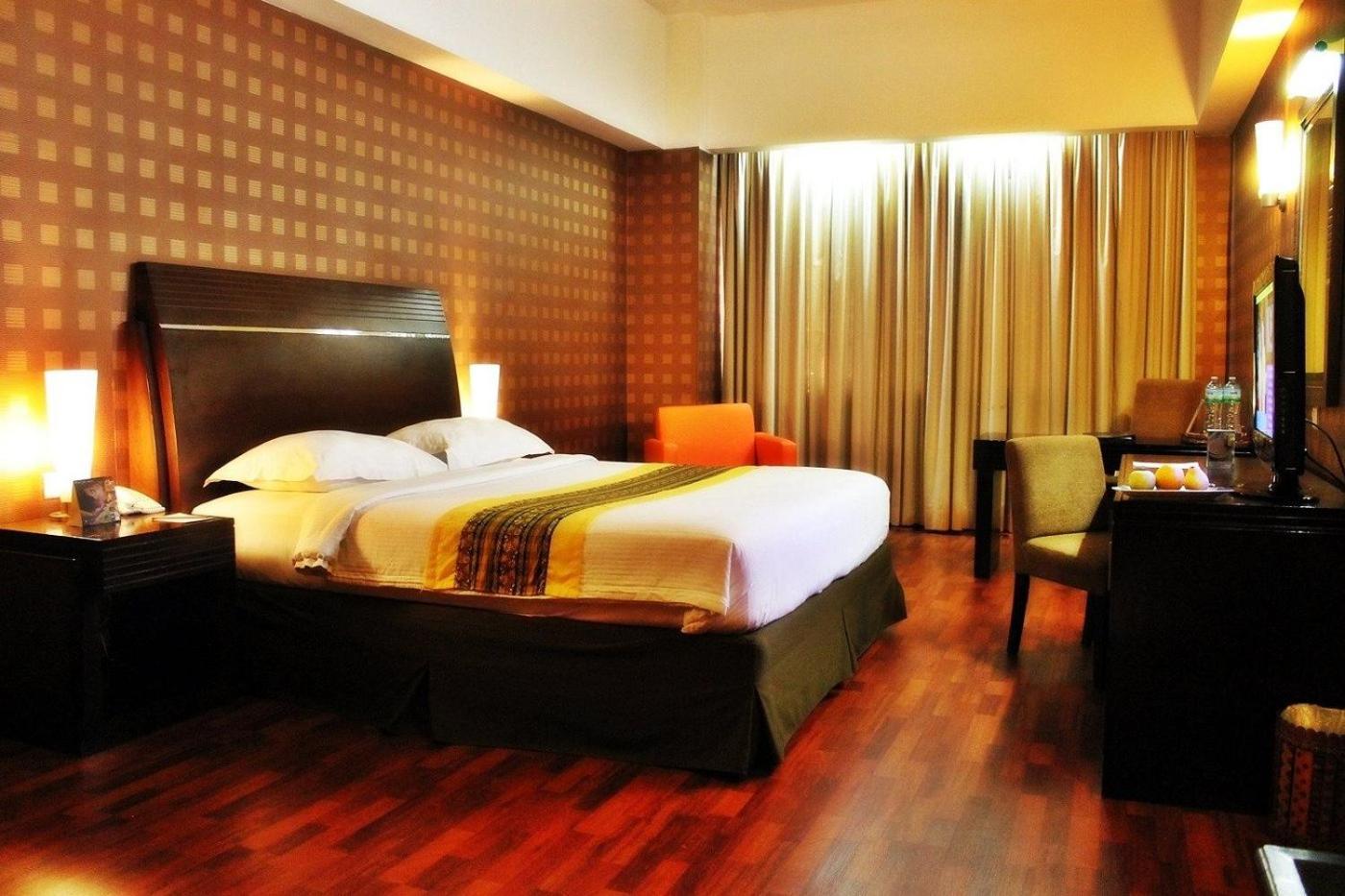 Grand Elite Hotel Pekanbaru Extérieur photo
