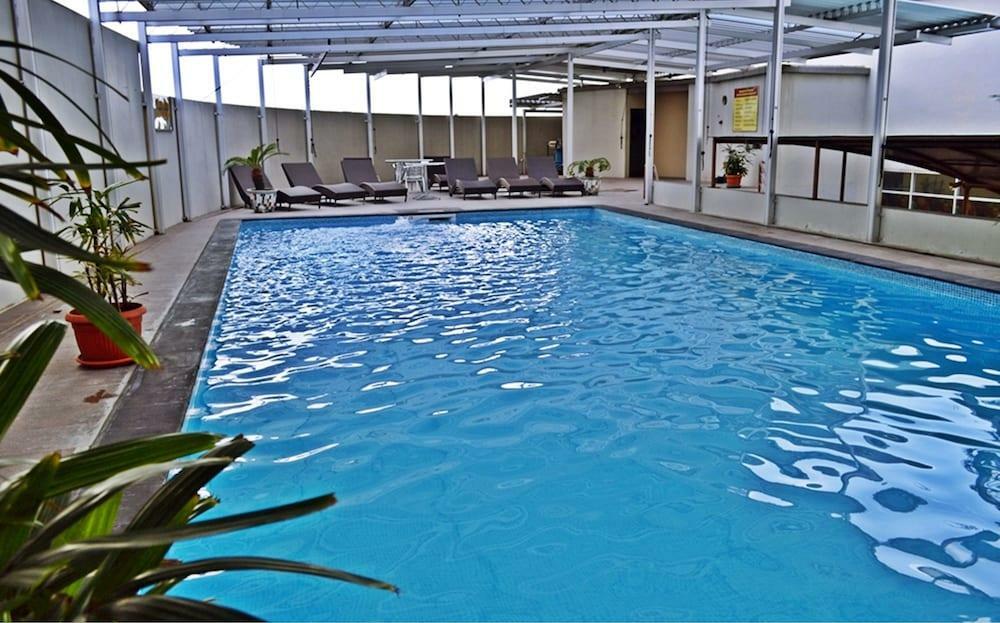 Grand Elite Hotel Pekanbaru Extérieur photo